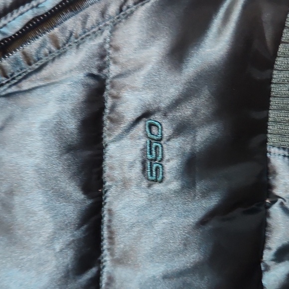 The northface vest 550 for women size XS - Picture 2 of 8